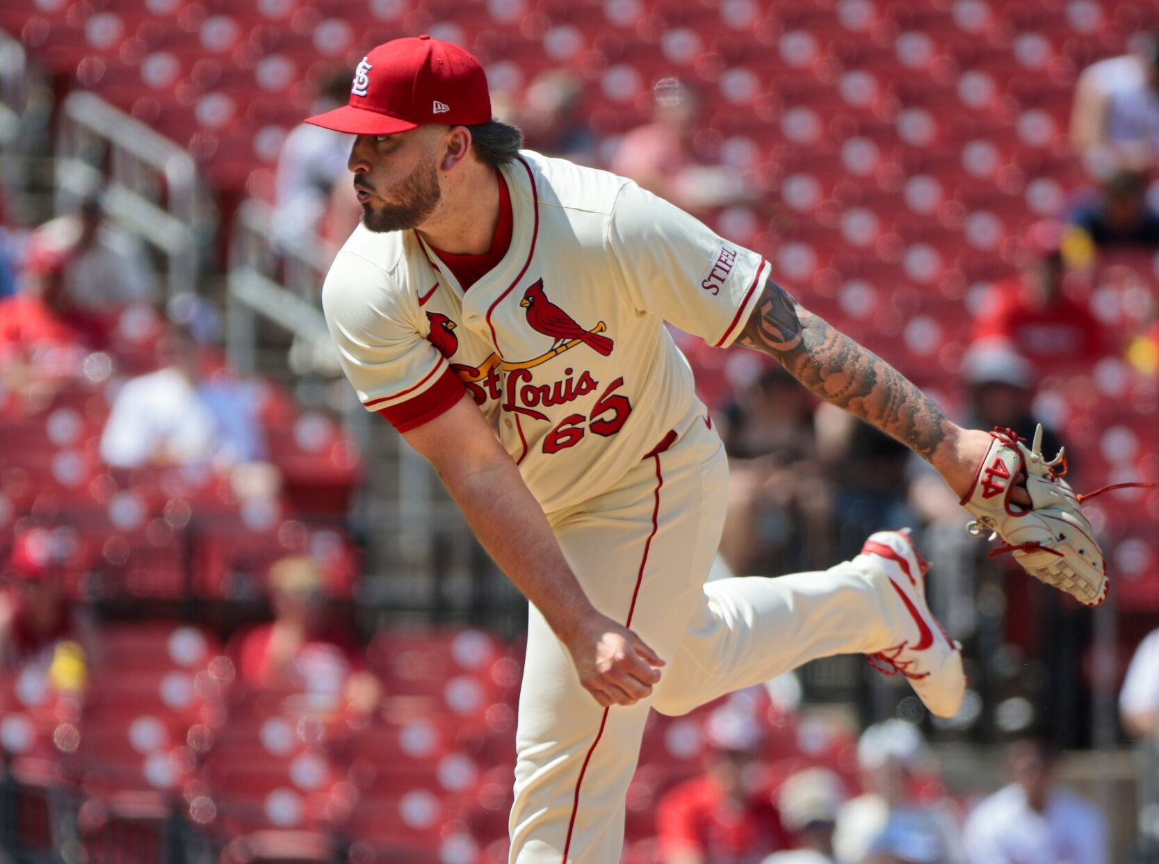 St. Louis Cardinals host the Cincinnati Reds